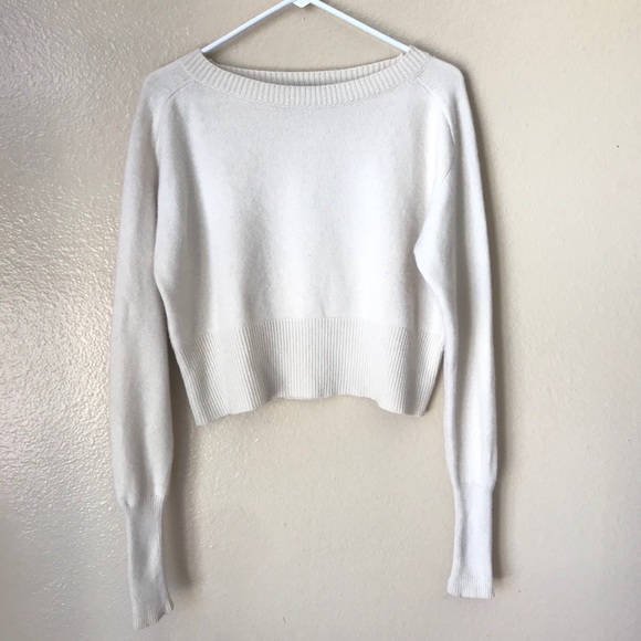Theory Cashmere Cropped Sweater - Picture 2 of 8